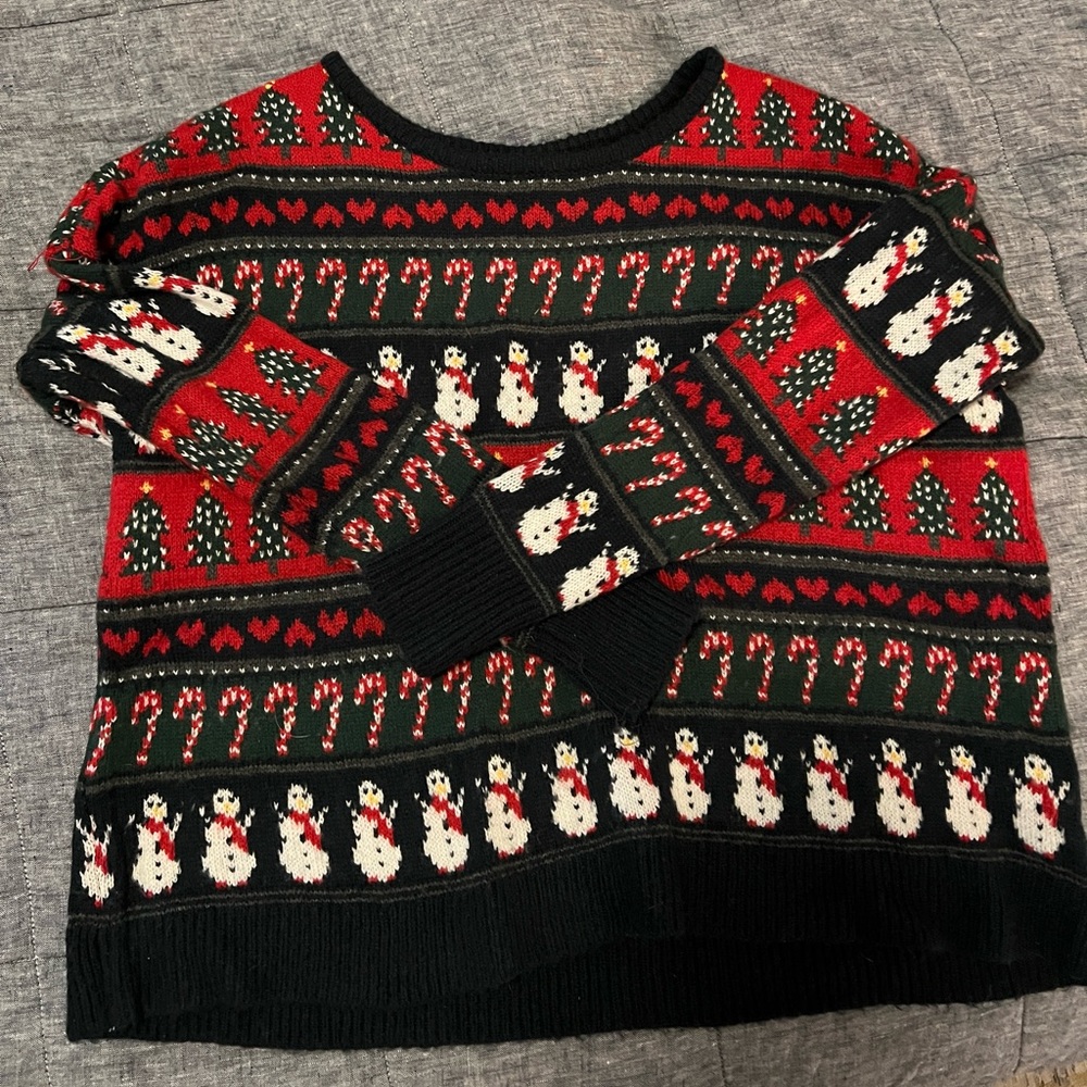 Abercrombie and Fitch Holiday Christmas Sweater